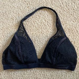 Black halter bandeau
